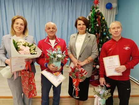 все с подарками